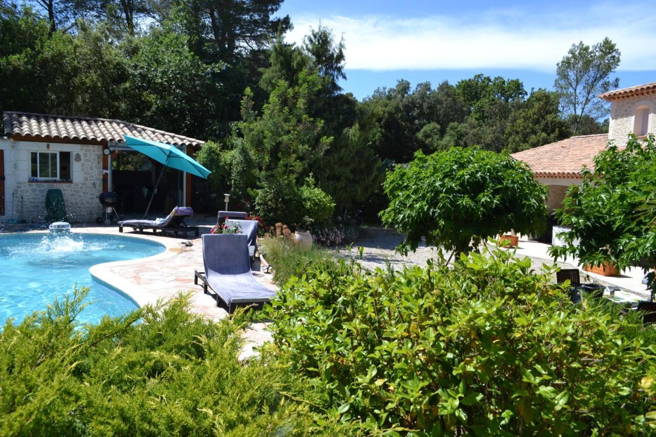 Suite 30 M2 Ideale Pour 2 Personnes Flassans-sur-Issole Экстерьер фото
